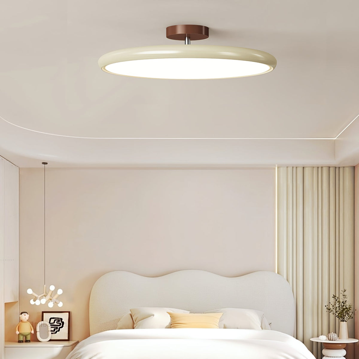 Drift Adjustable Ceiling Light – Modern LED Flush Mount for Living Room & Bedroom