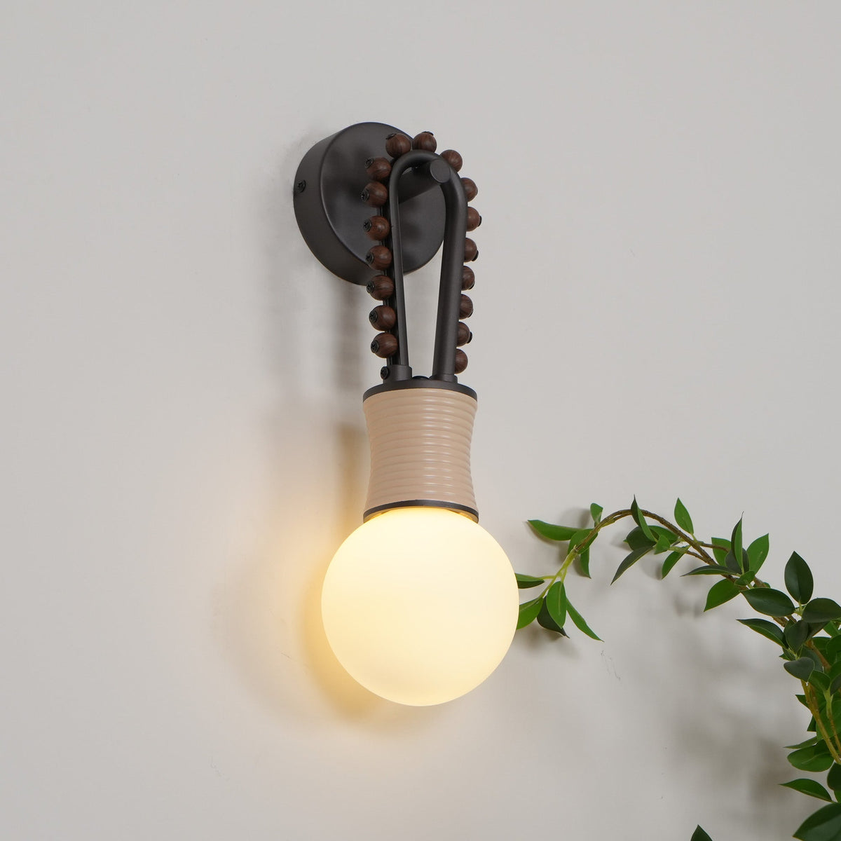 loop-wall-lamp
