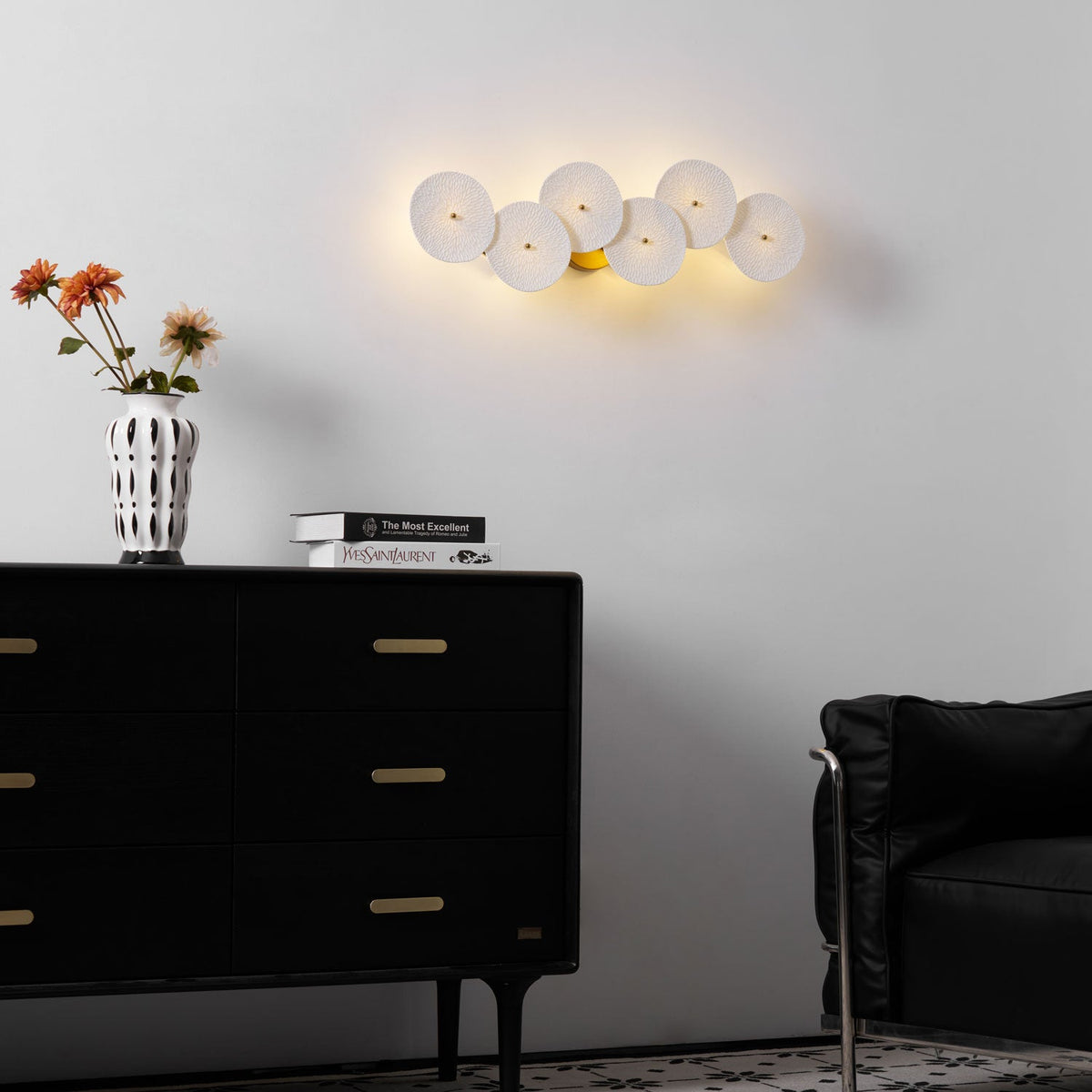 lotus-petal-wall-lamp
