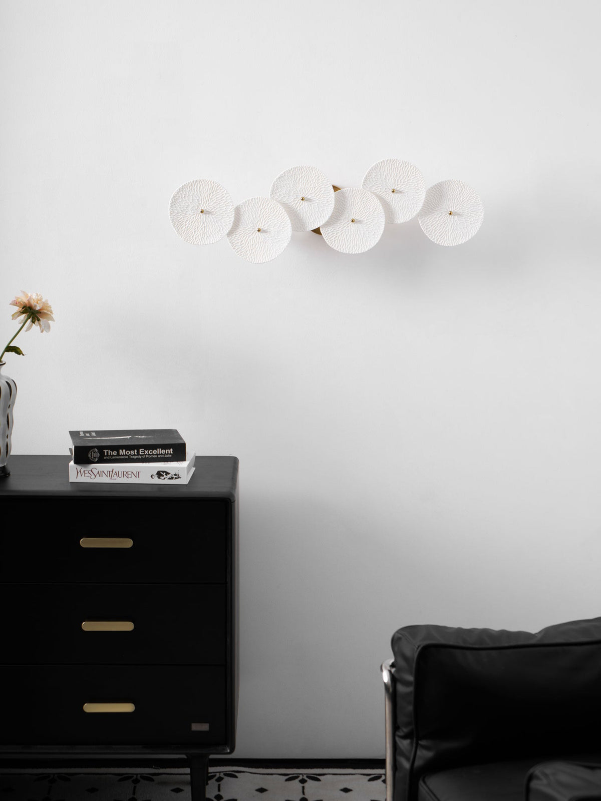 lotus-petal-wall-lamp