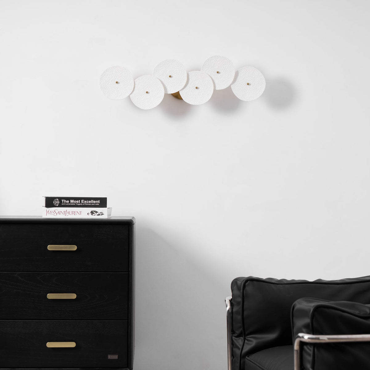 lotus-petal-wall-lamp