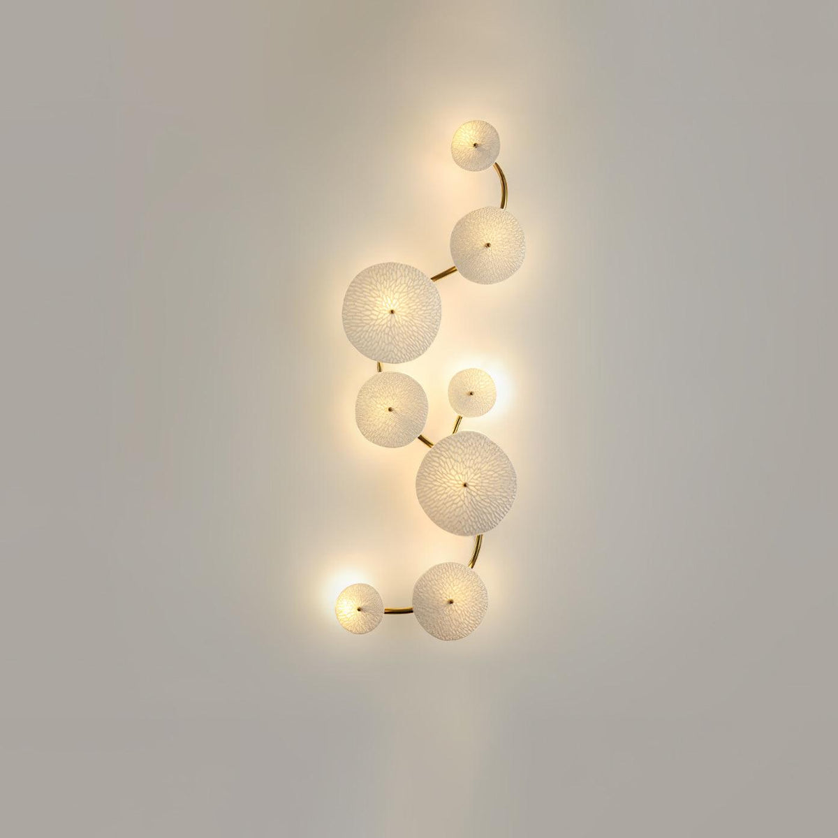 lotus-petal-wall-lamp
