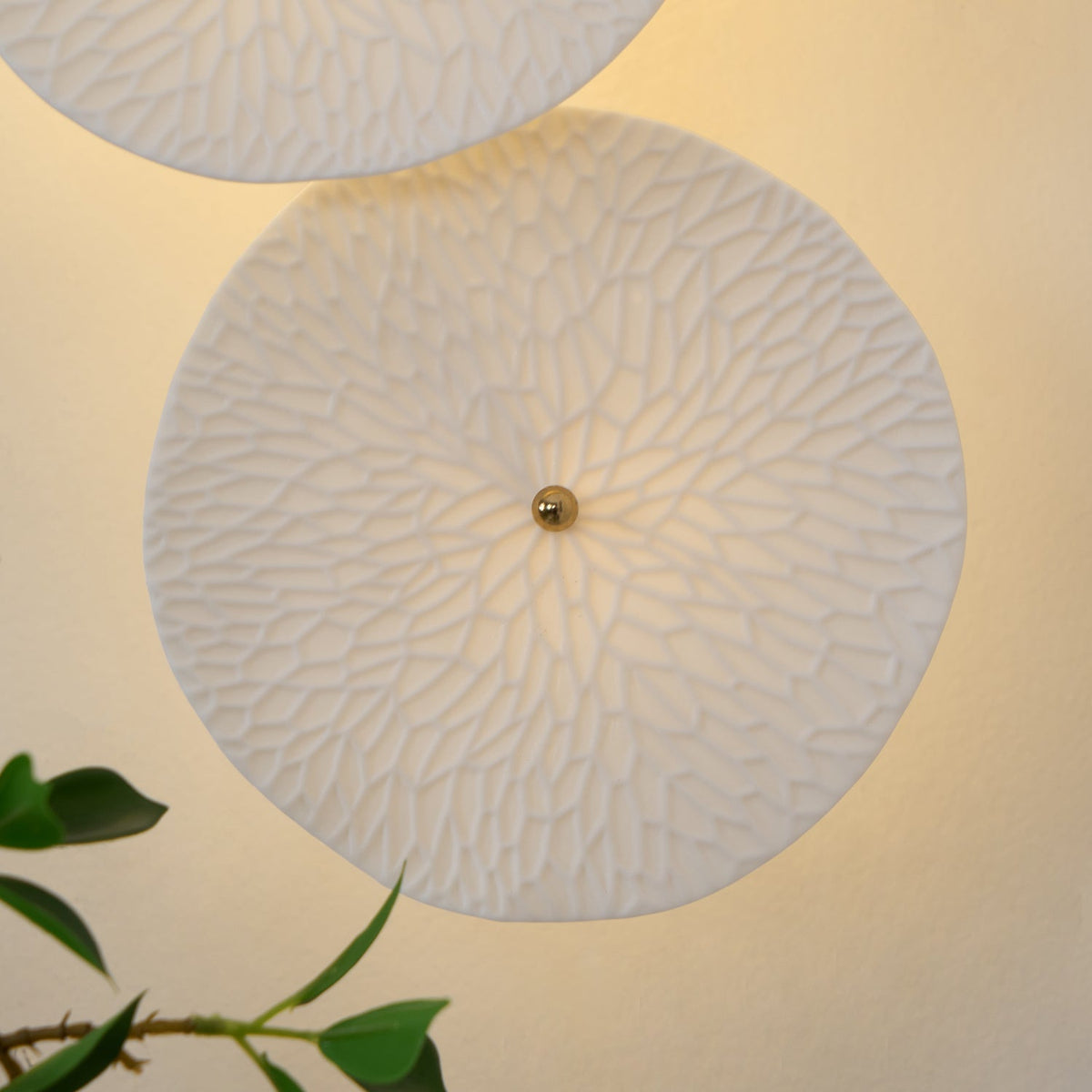 lotus-petal-wall-lamp