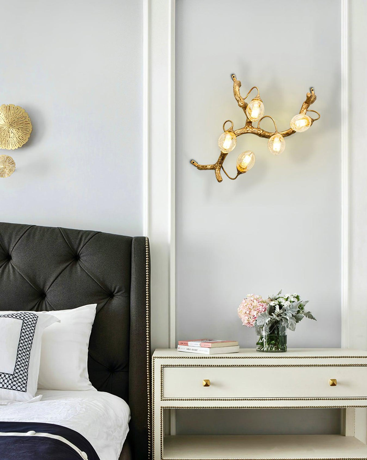 lotus-seed-right-wall-lamp
