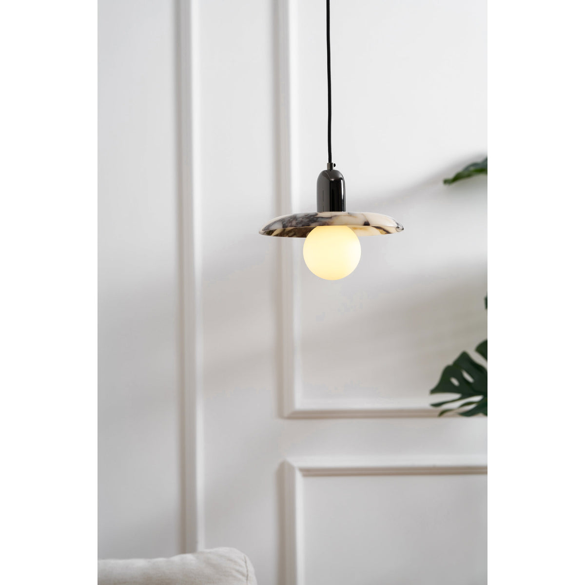 lu-pendant-lamp