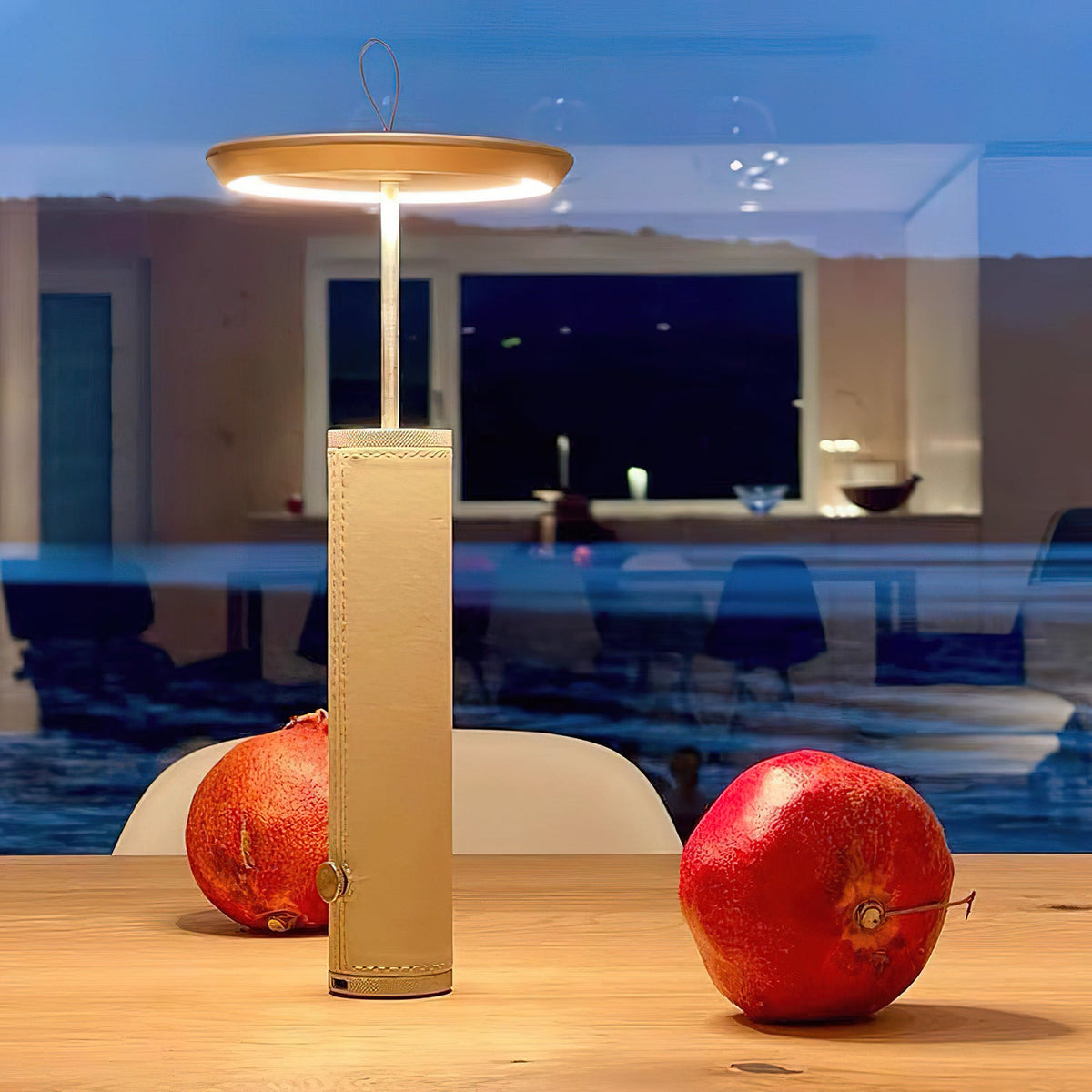 luca-portable-table-lamp