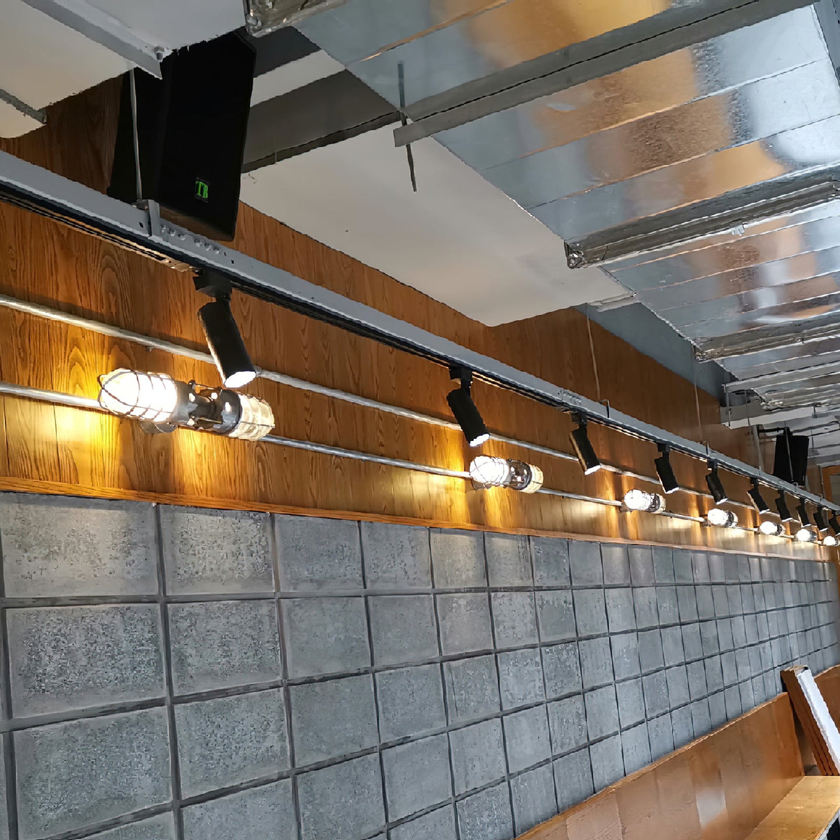 lucid-dudley-wall-lamp