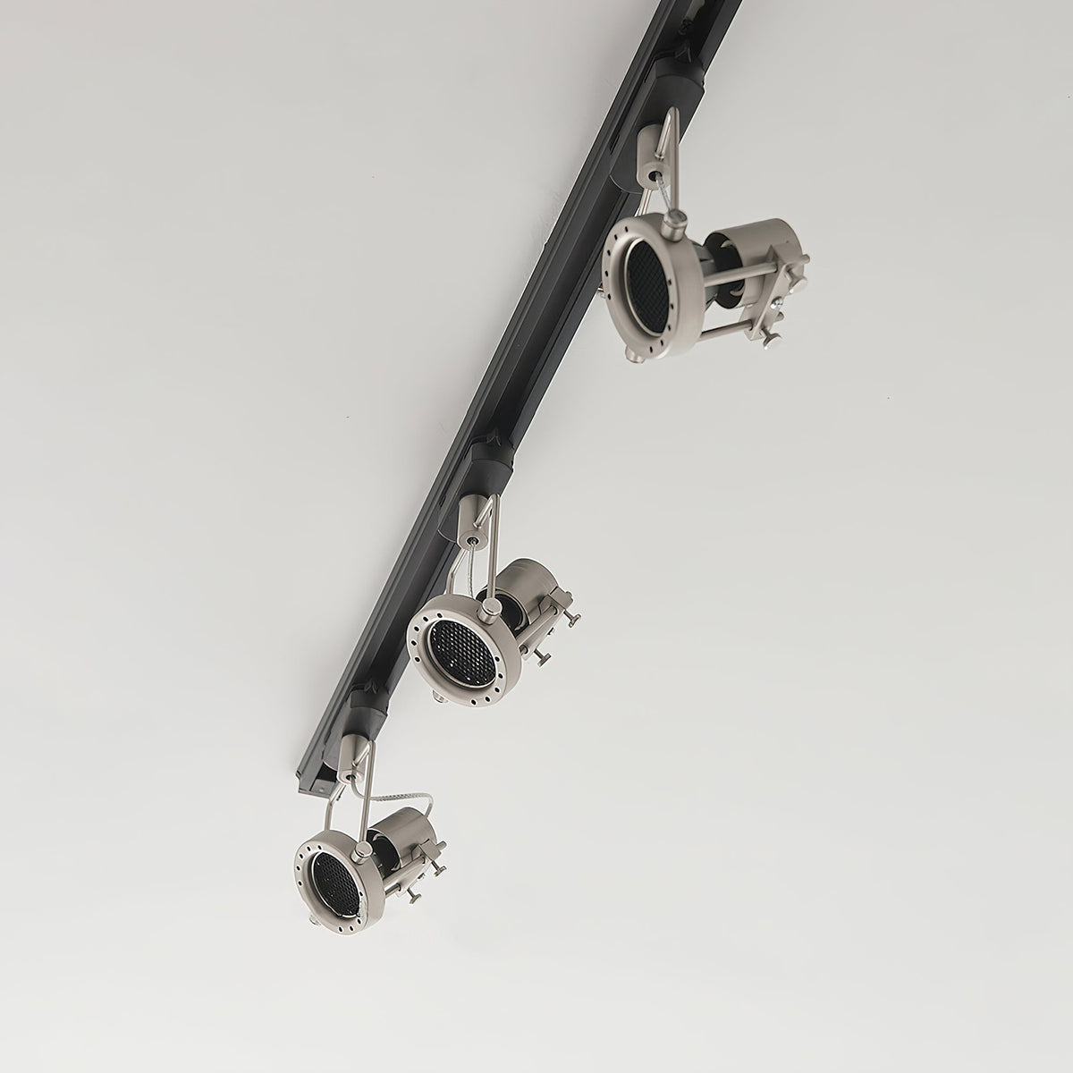 lucide-industrial-track-lights