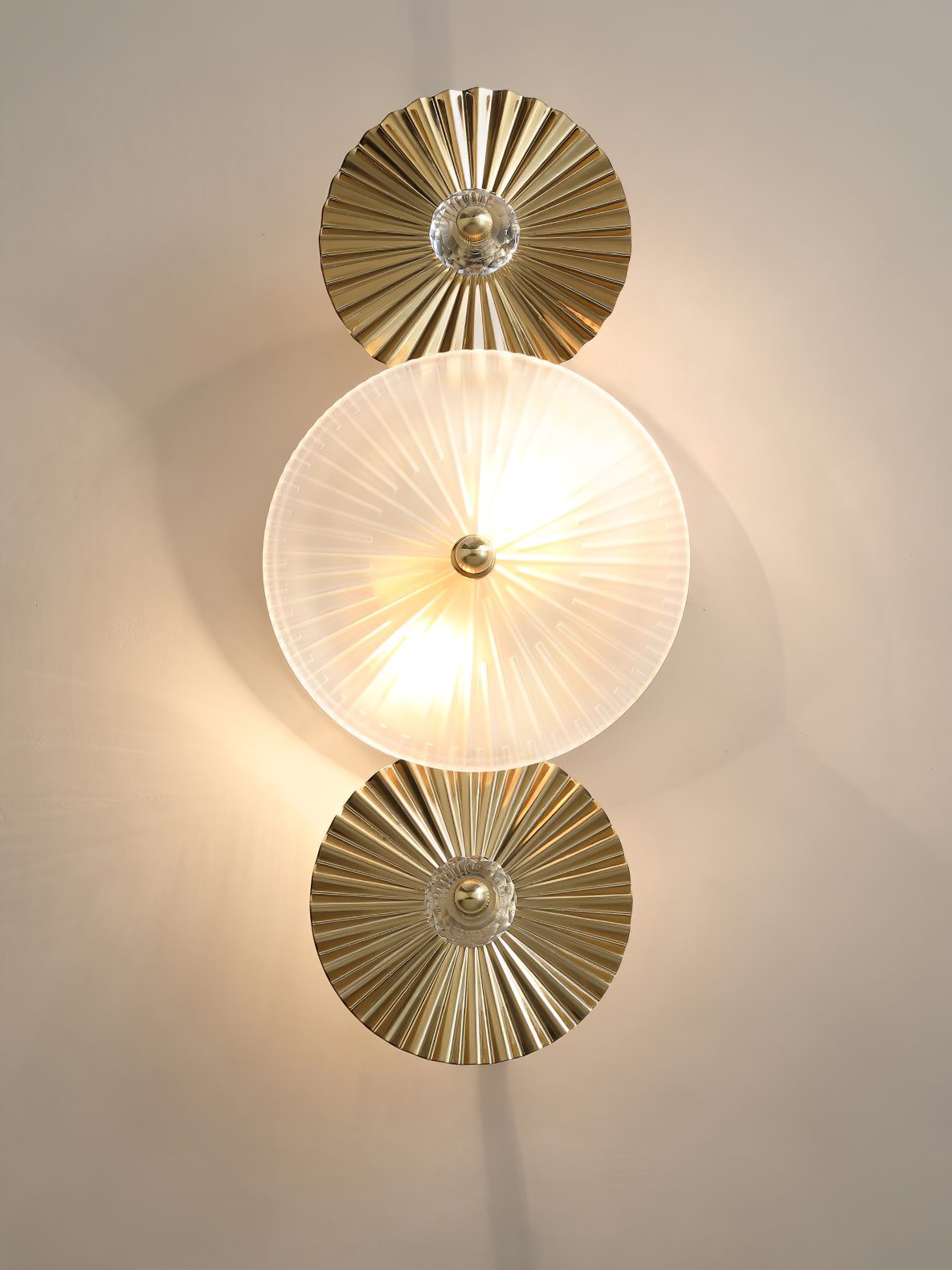 Lucky 8 Wall Lamp