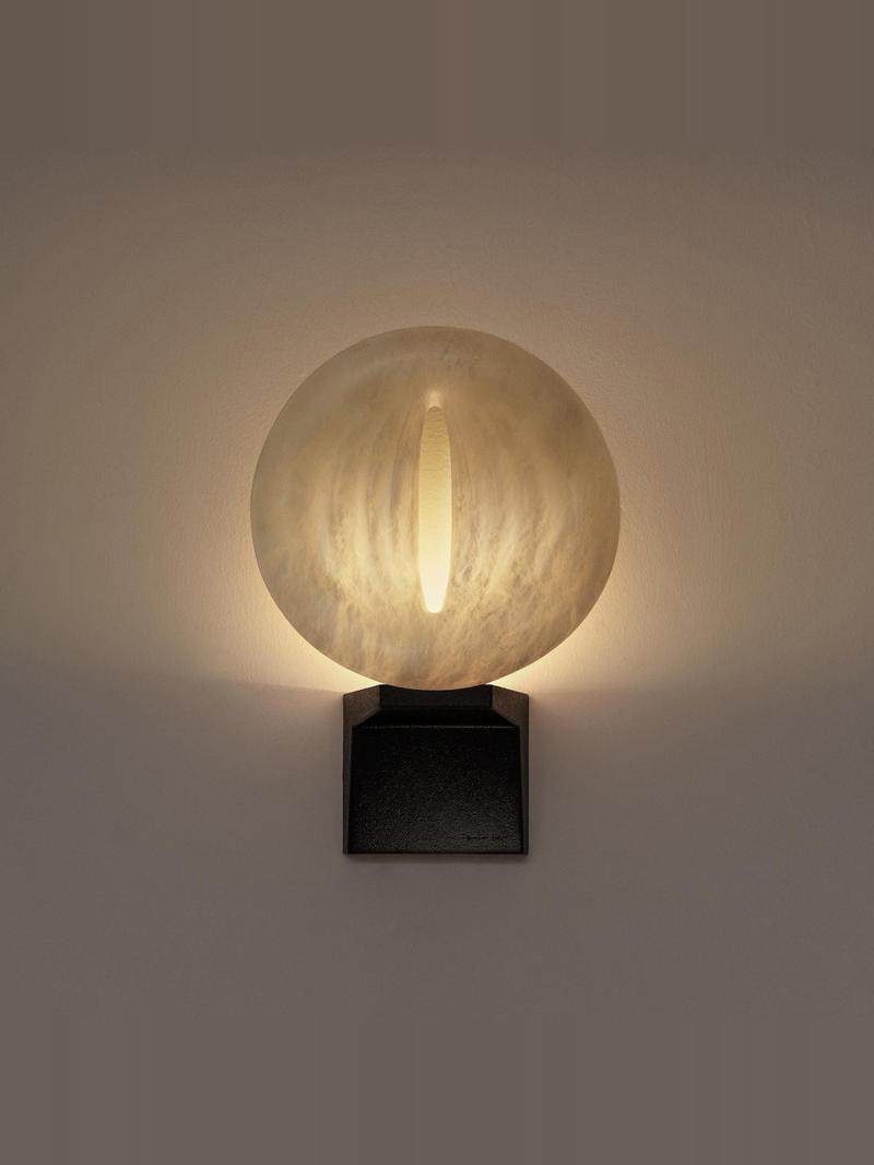 Lumen Rift Alabaster Wall Sconce – Modern LED Wall Light for Bedroom & Living Room