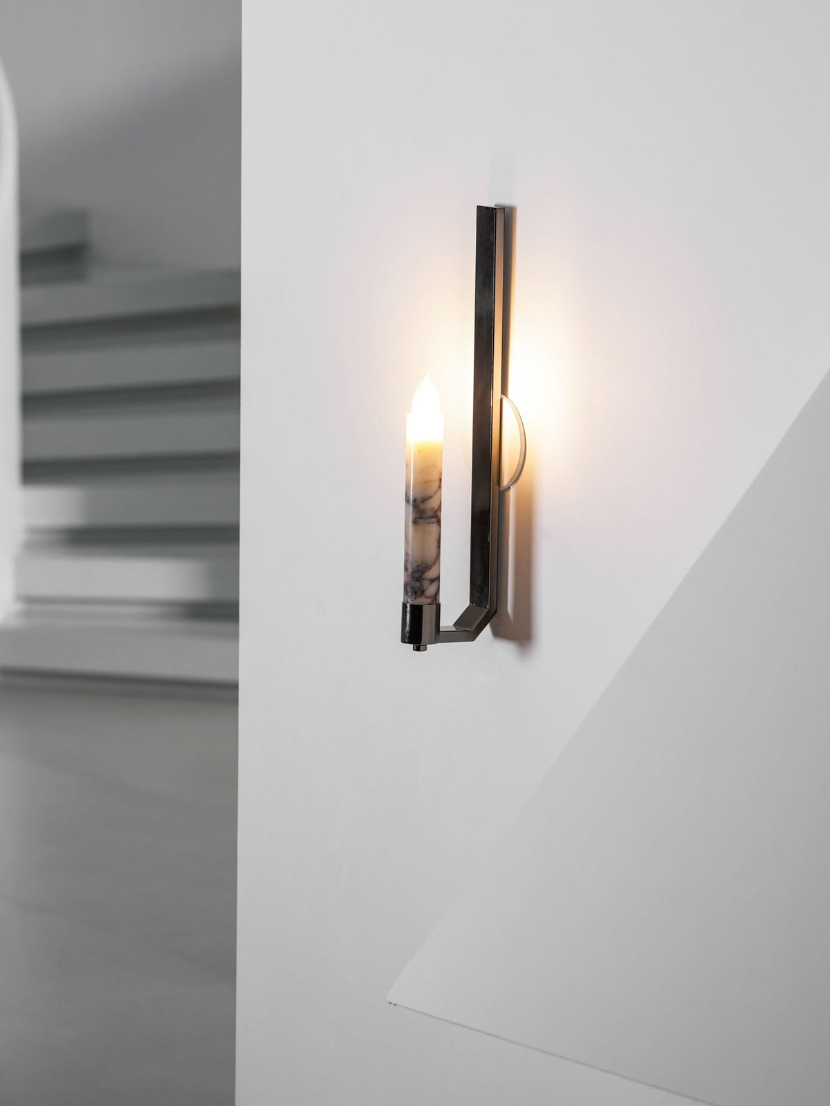 Lumivolt Alabaster Wall Sconce – Modern Marble & Metal Wall Light