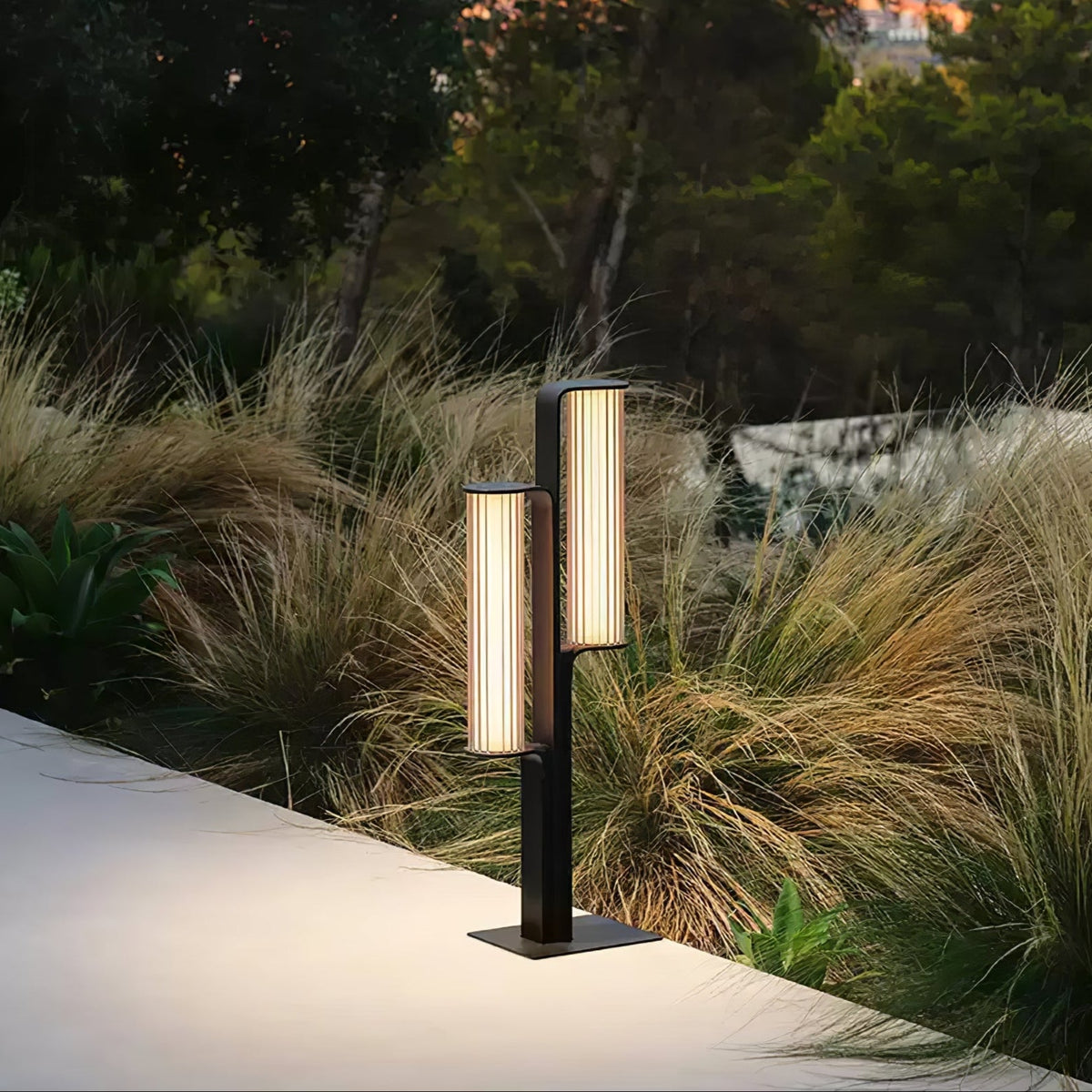 Lumo Arc Duo Outdoor Post Lamp – Modern LED Garden Lighting