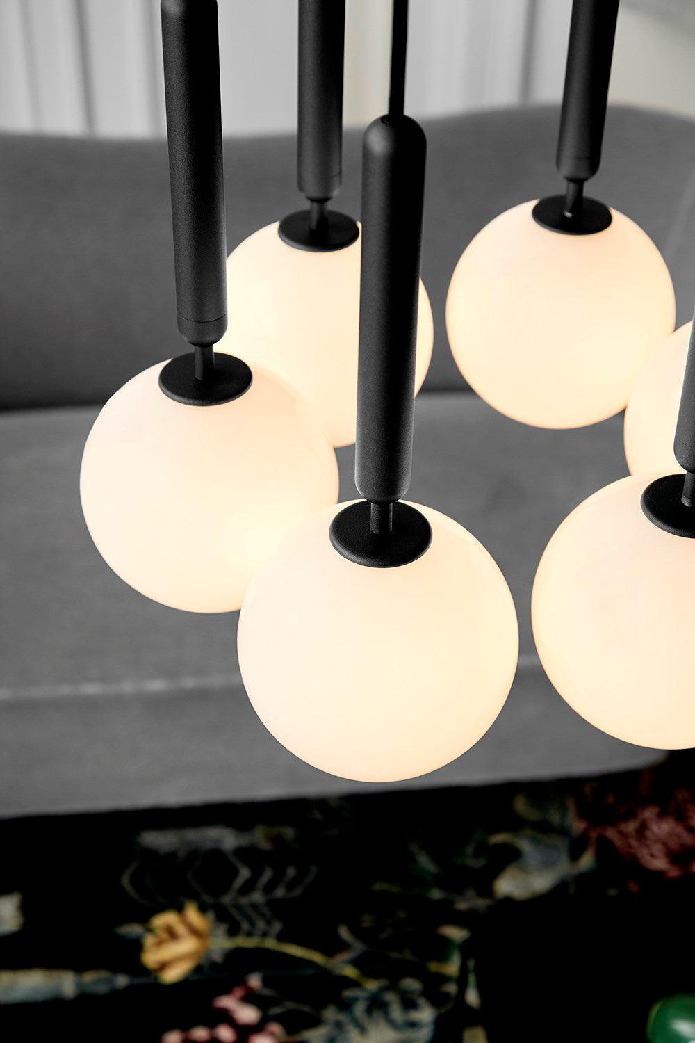 luna-orb-pendant-light