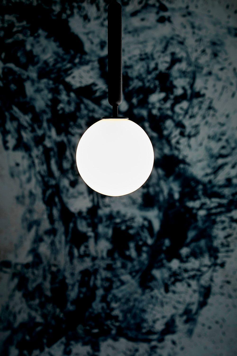 luna-orb-pendant-light