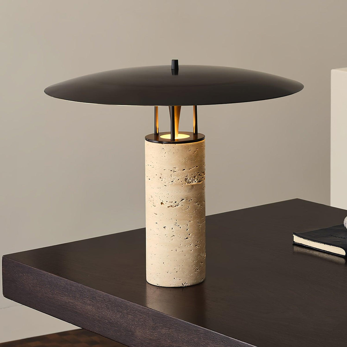 luna-table-lamp
