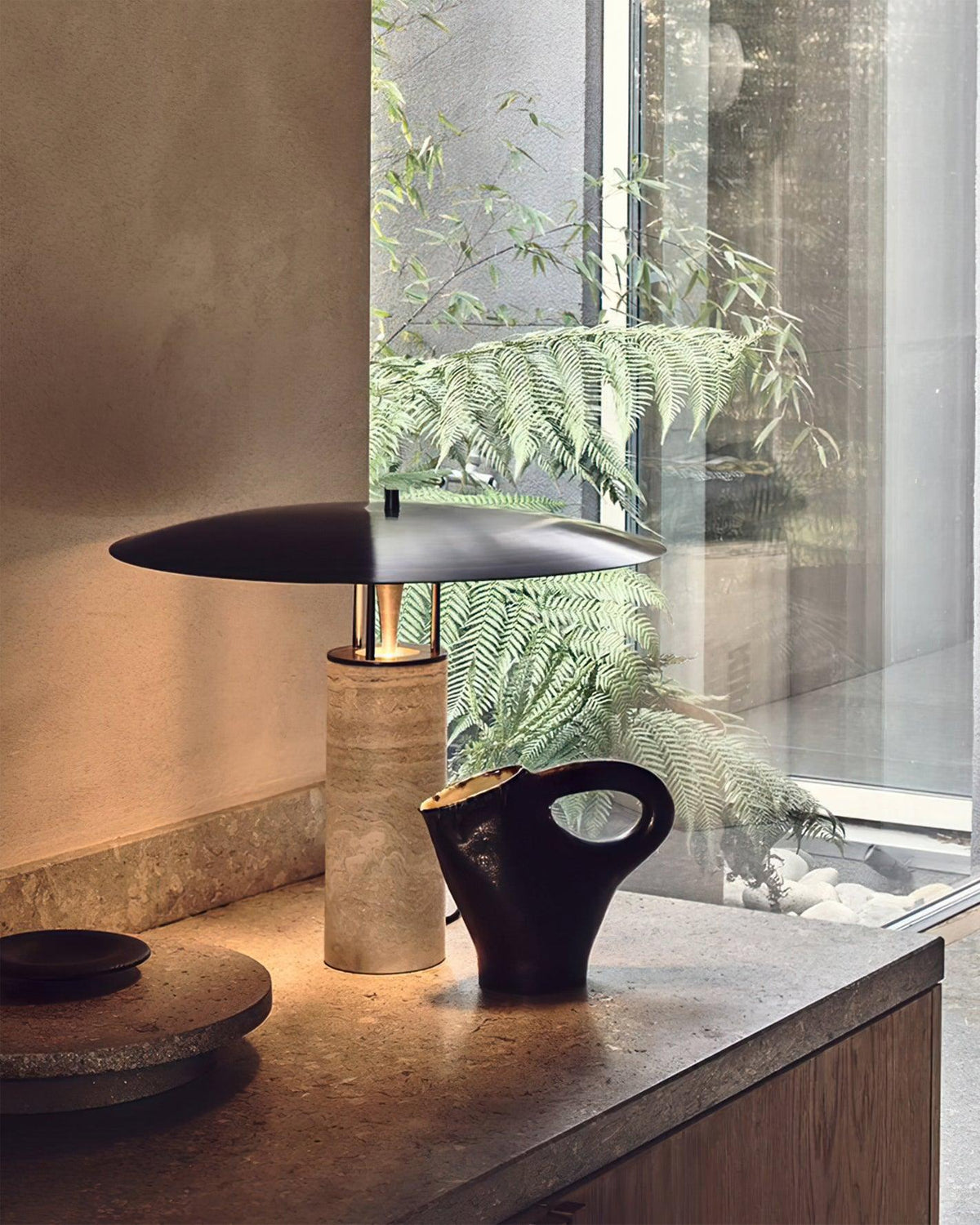 luna-table-lamp