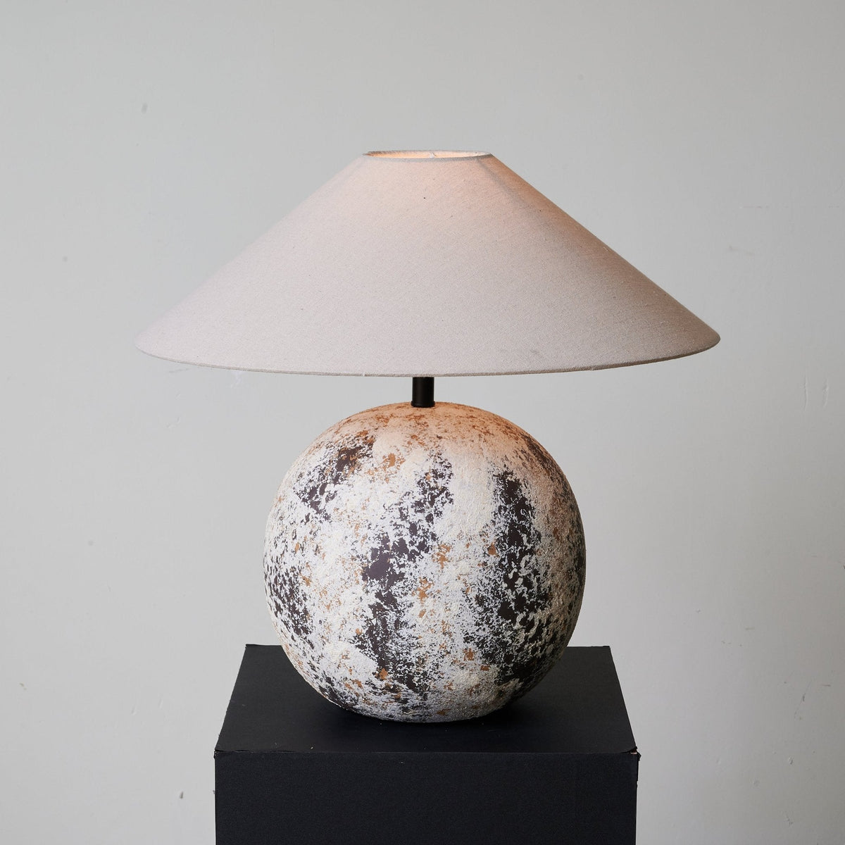 Luna Terra Ceramic Table Lamp with Linen Shade for Modern Interiors
