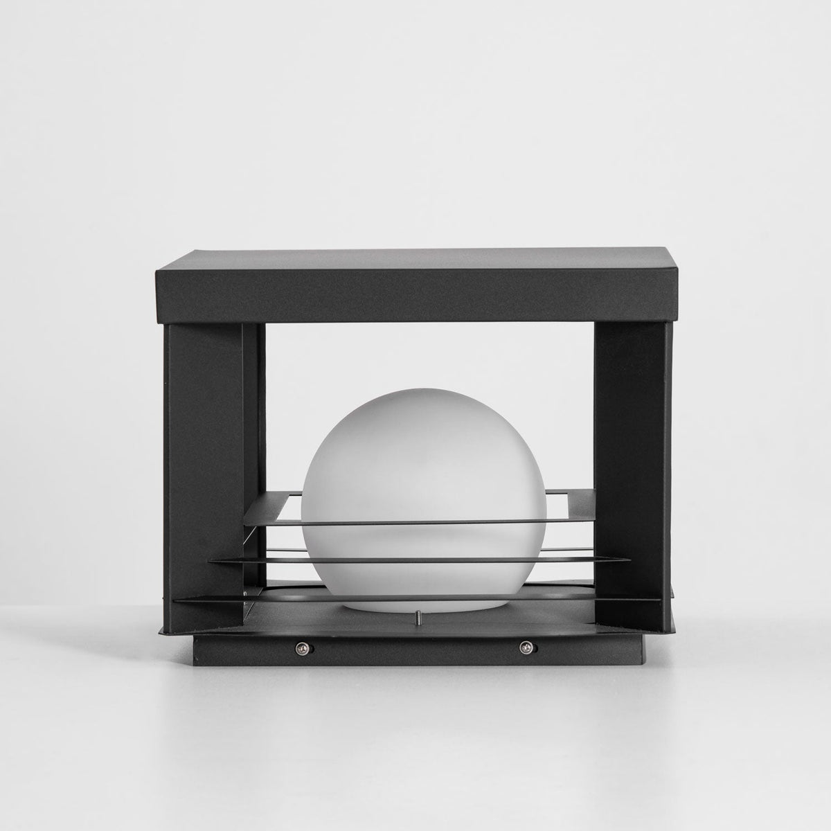 Lunar Crate Outdoor Table Lamp – Modern LED Garden Light