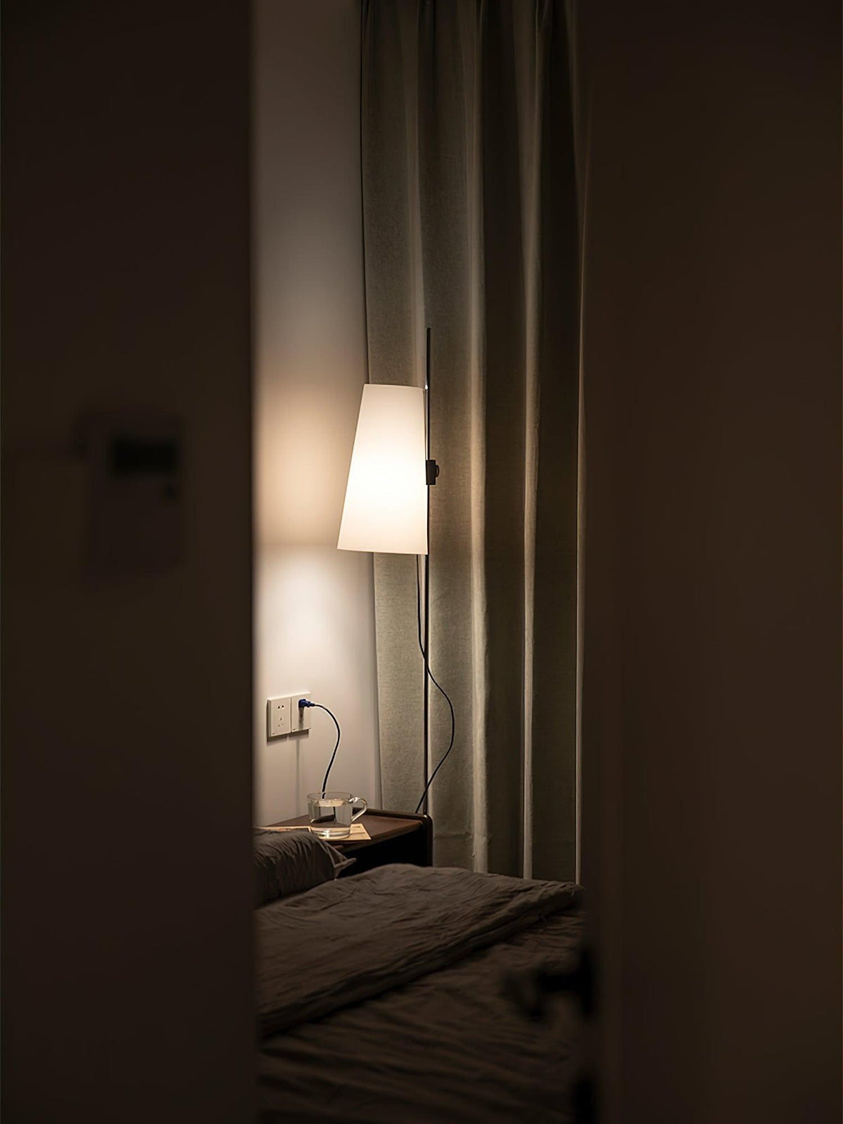 Lupe Floor Lamp