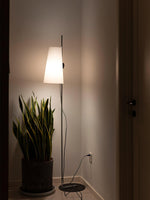 Lupe Floor Lamp