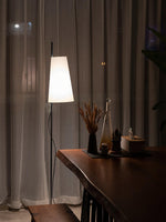 Lupe Floor Lamp