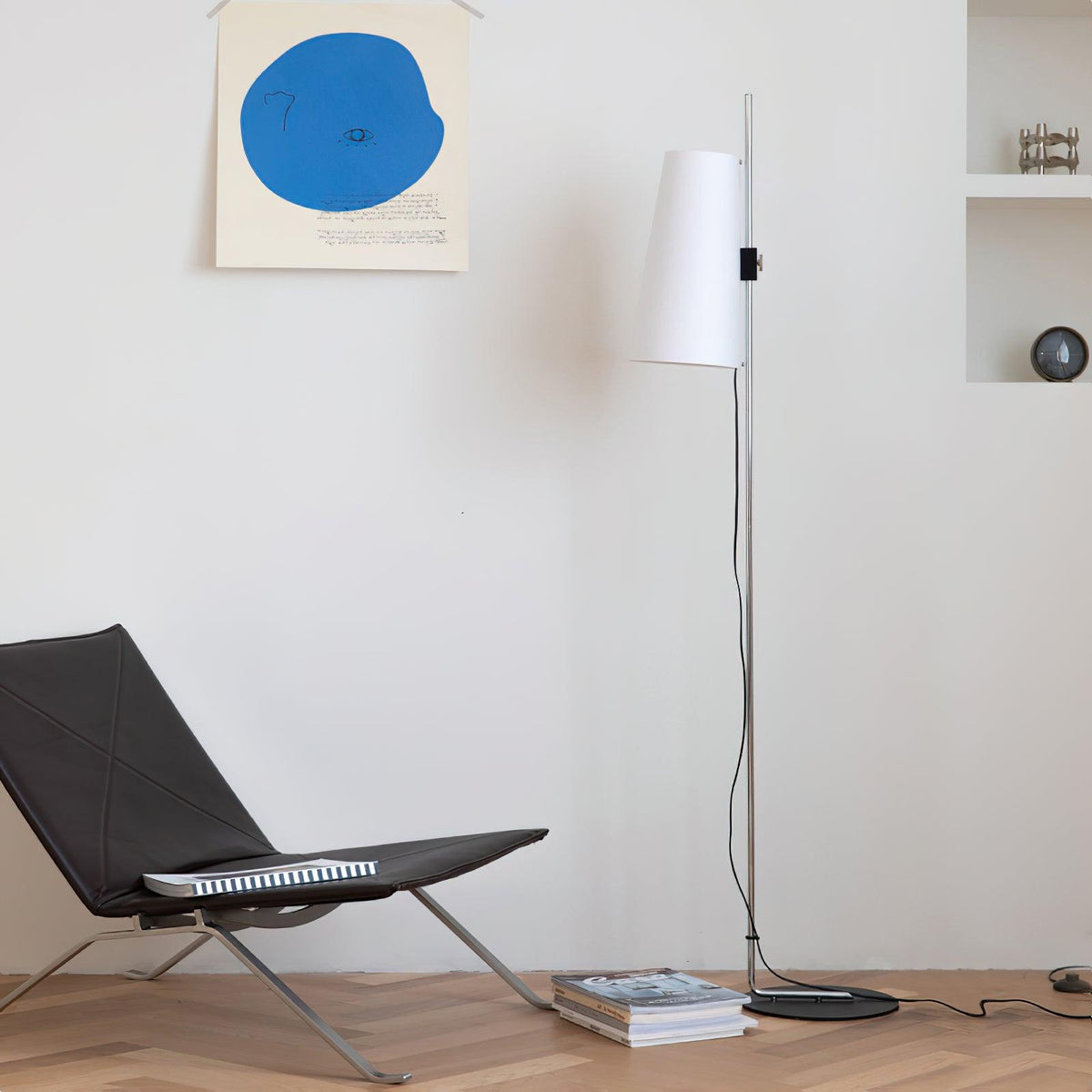 Lupe Floor Lamp