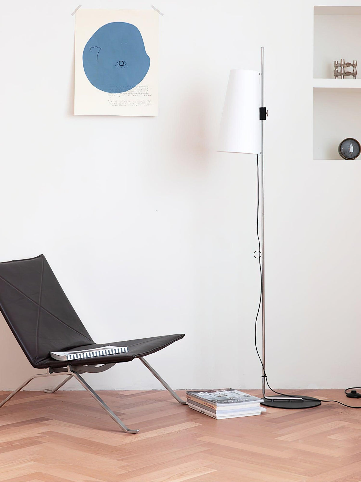 Lupe Floor Lamp