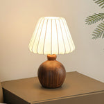 luxe-blossom-table-lamp