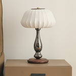 luxe-blossom-table-lamp