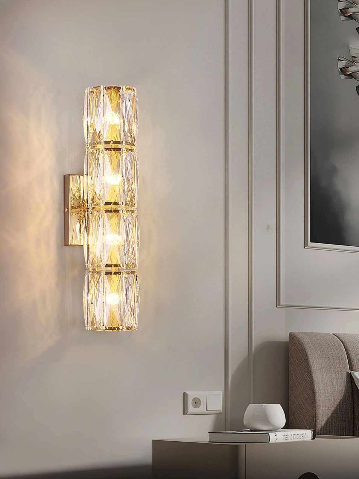 luxury-crystal-column-led-wall-lamp