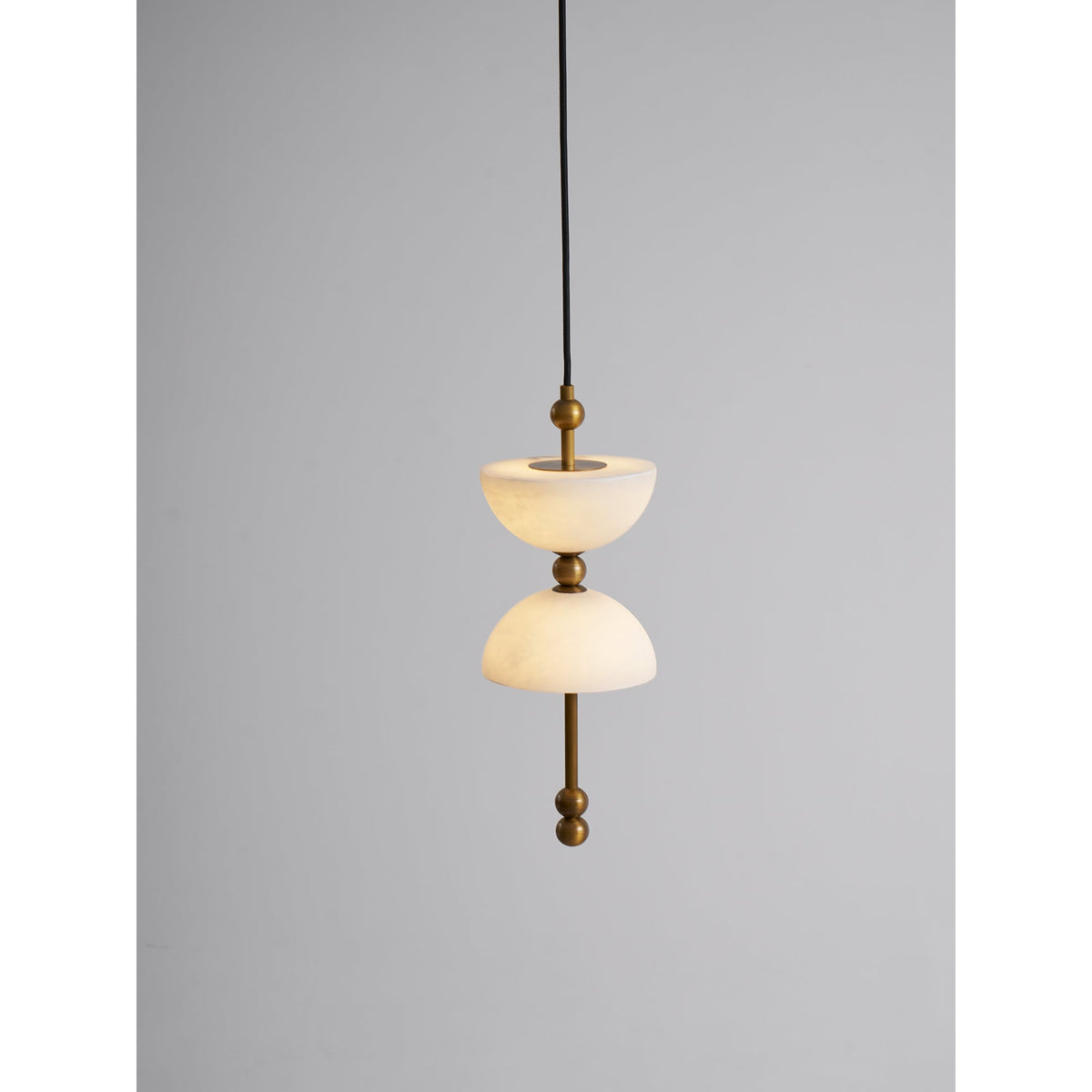 lyra-alabaster-pendant-lamp