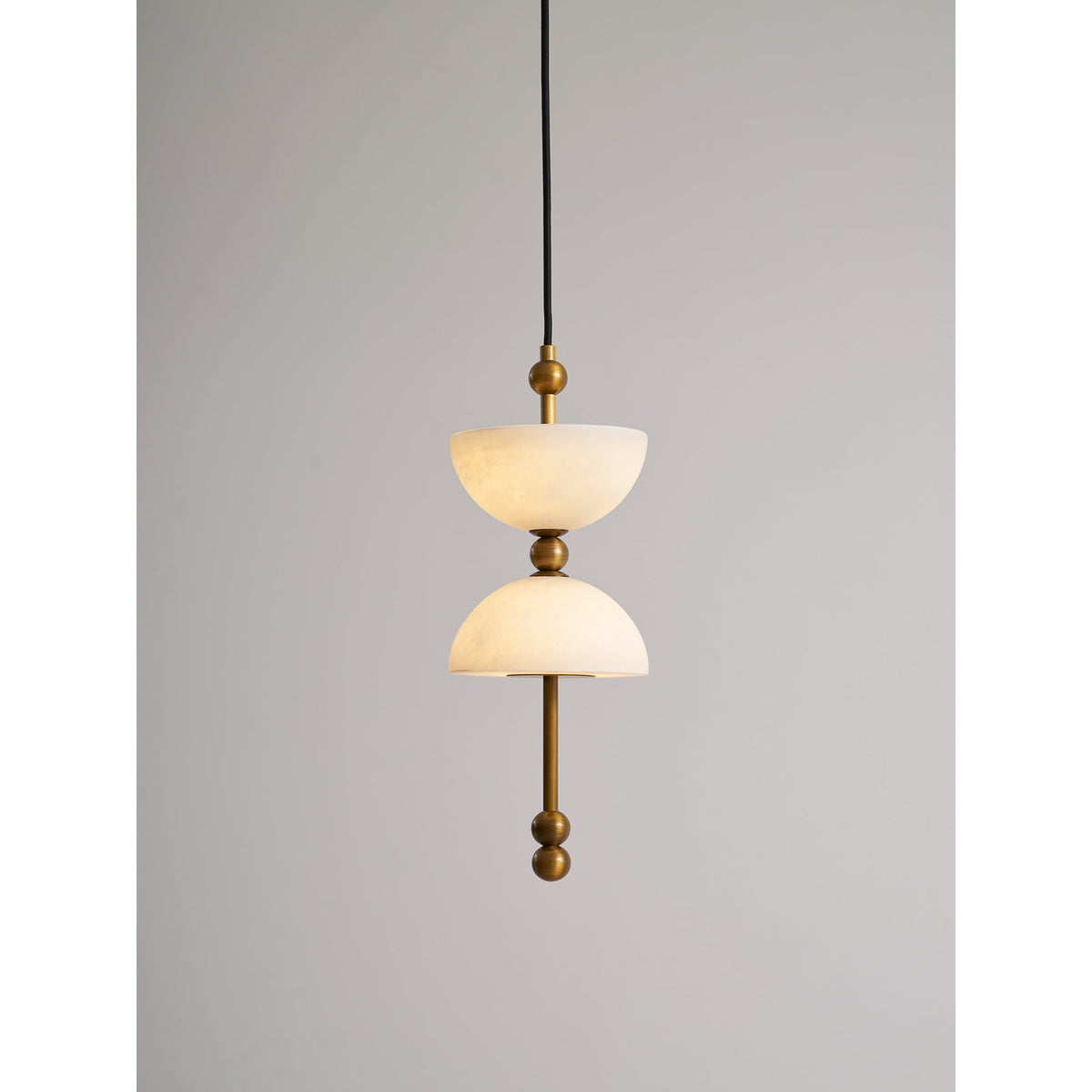 lyra-alabaster-pendant-lamp