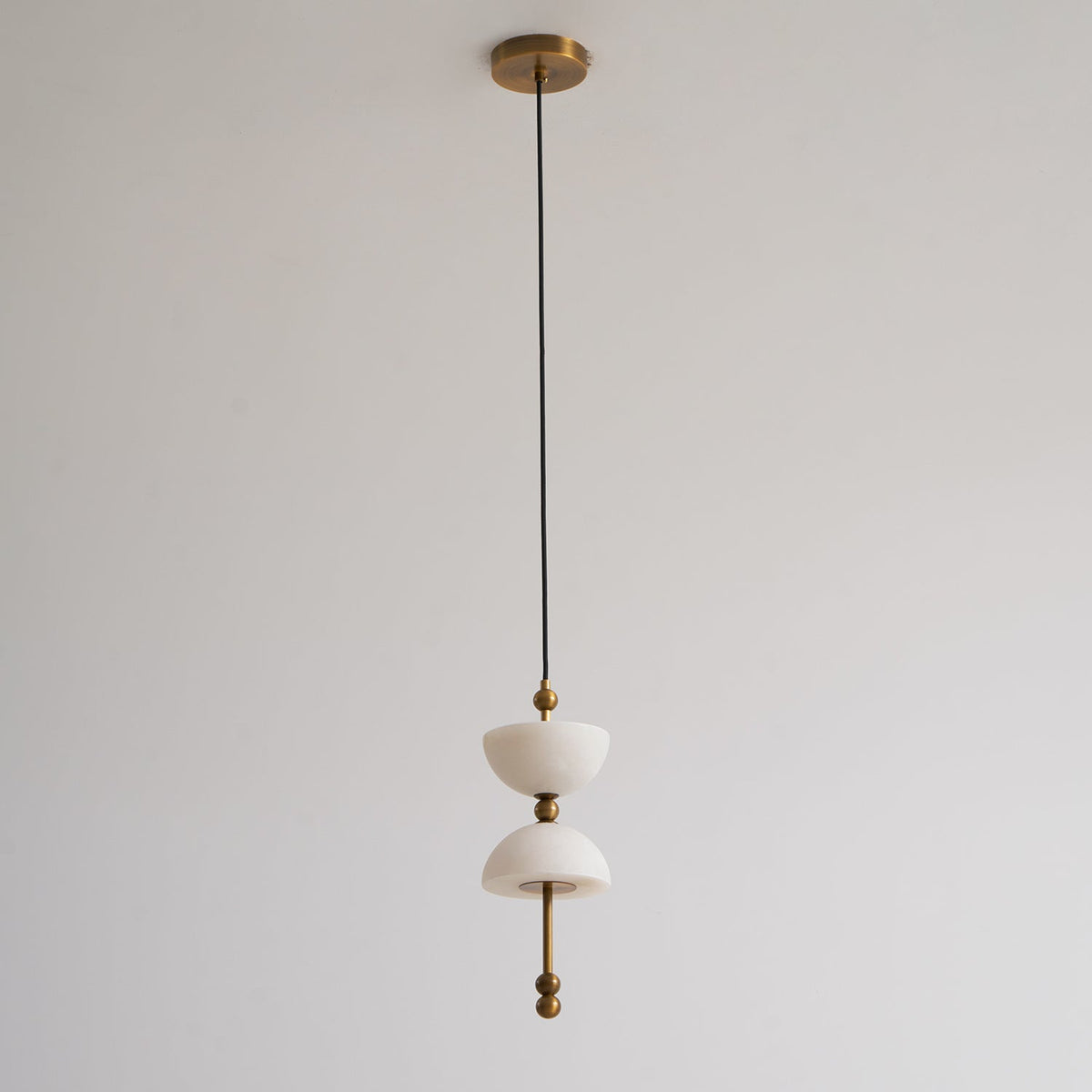lyra-alabaster-pendant-lamp