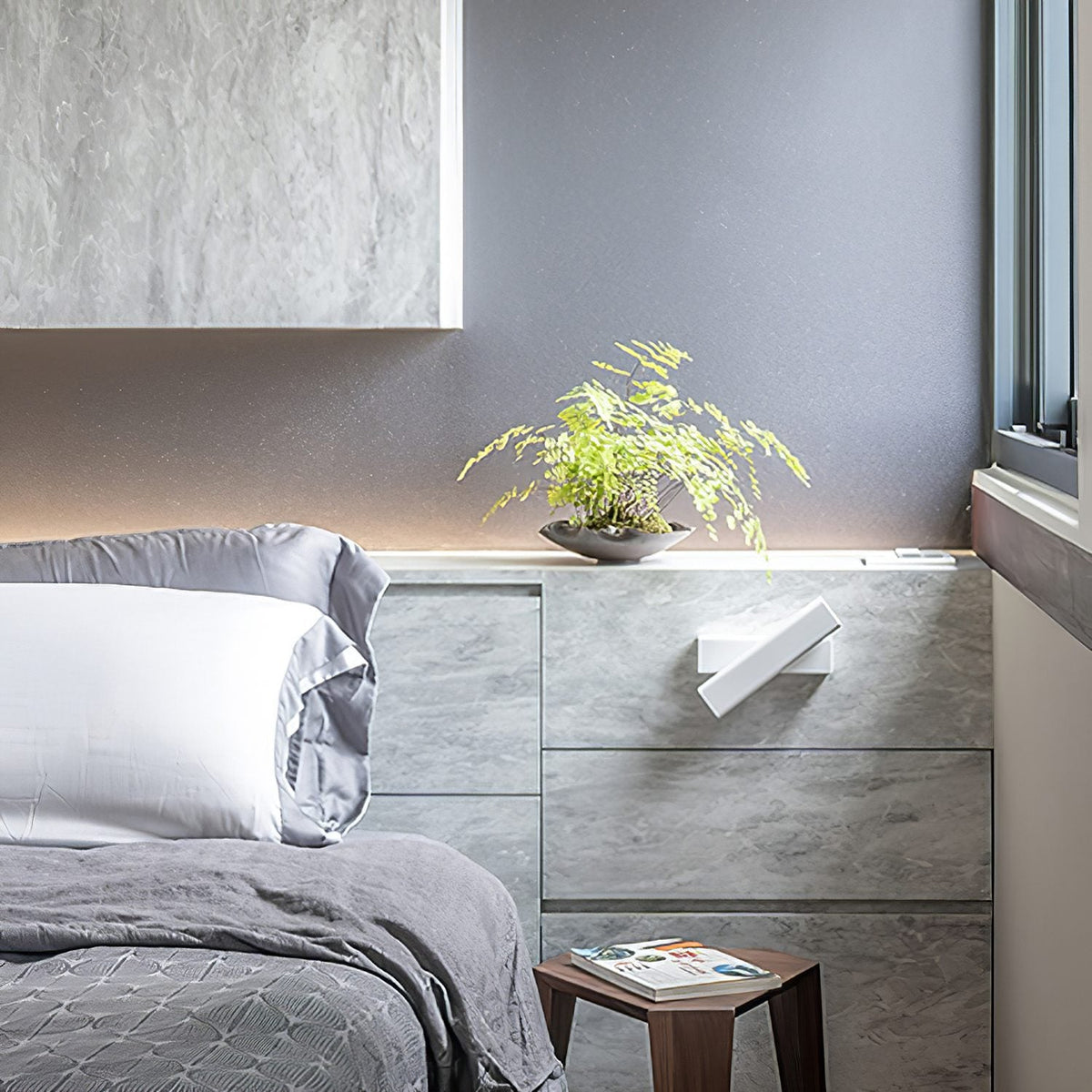 Modern Minimalist Bedroom Wall Lamp
