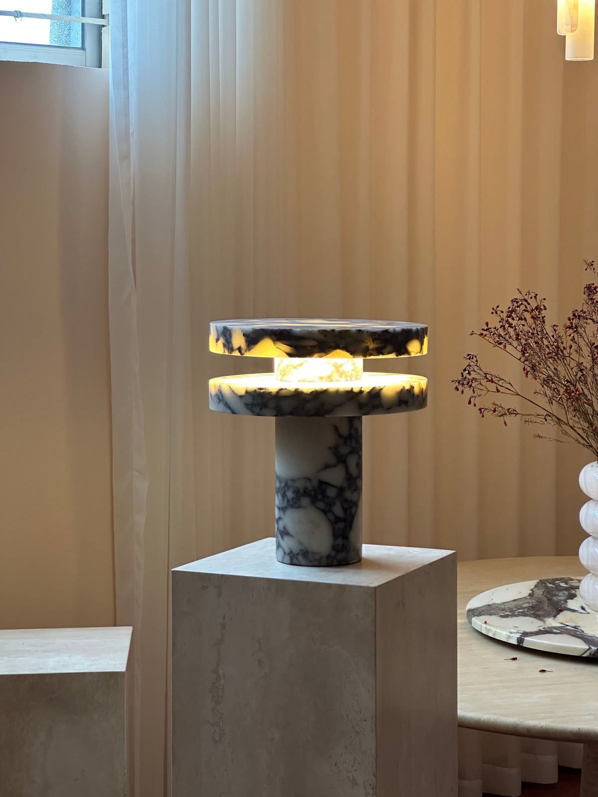 pillar-marble-table-lamp