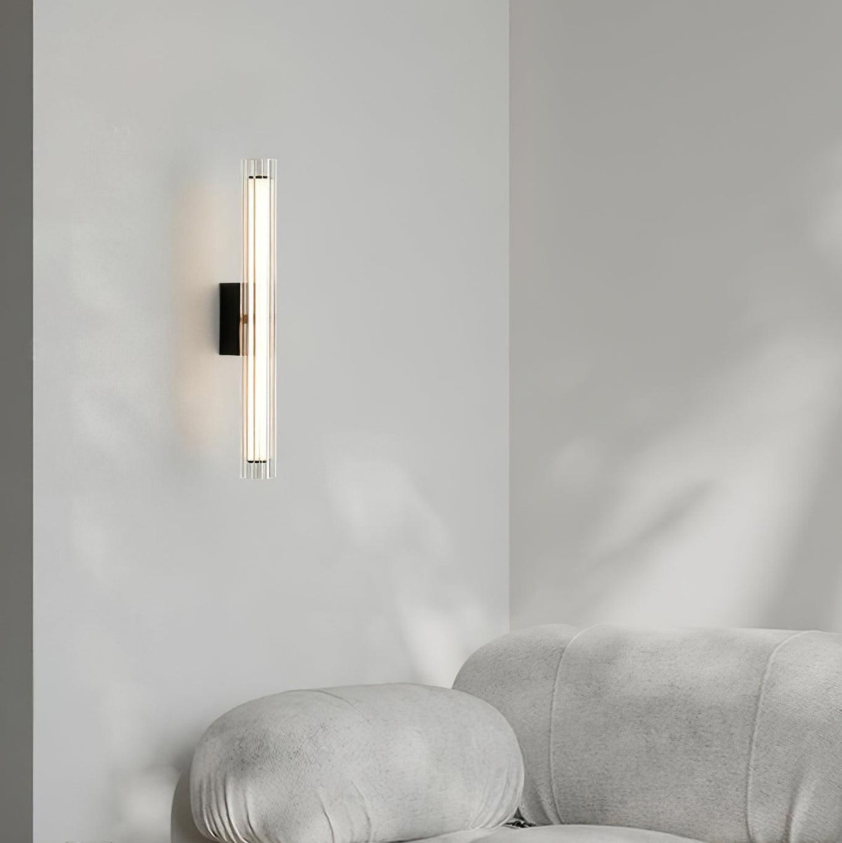 macie-wall-lamp