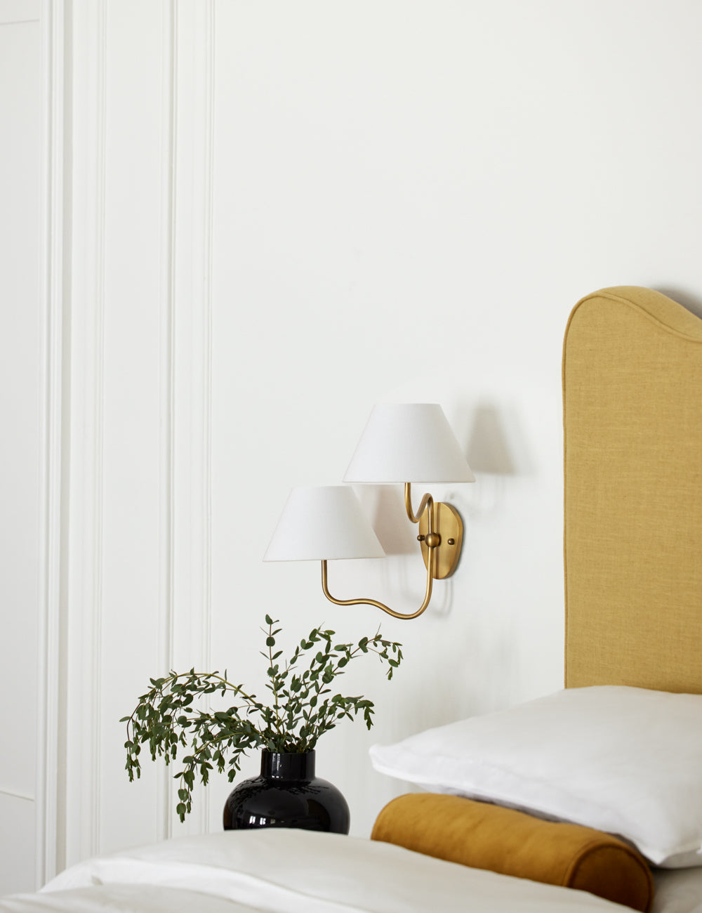 magdalene-wall-lamp