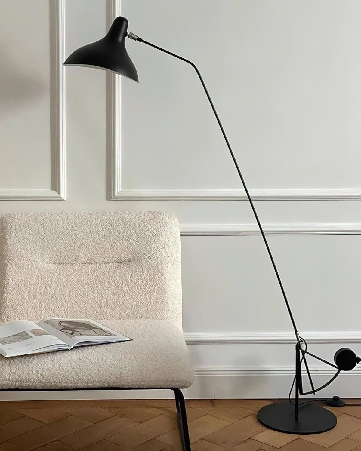 mantis-arm-floor-lamp