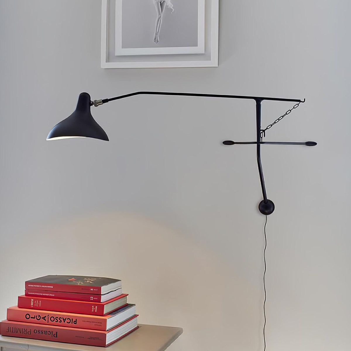 mantis-arm-wall-lamp