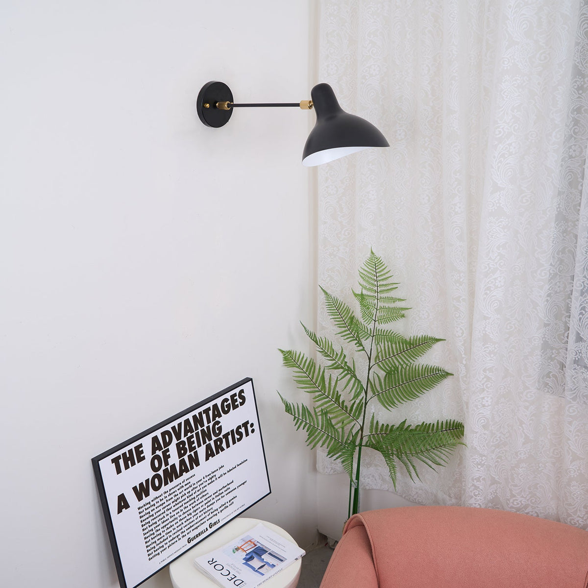 mantis-wall-lamp