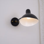 mantis-wall-lamp