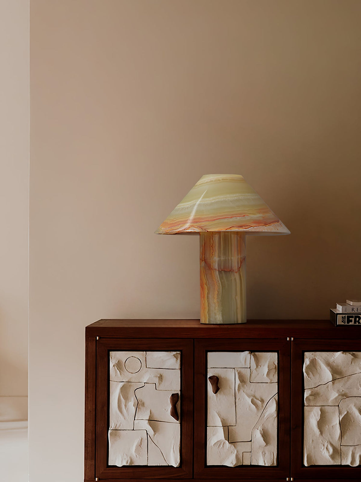 Marbelle Onyx Table Lamp – Hand-Carved Natural Stone Bedside Light