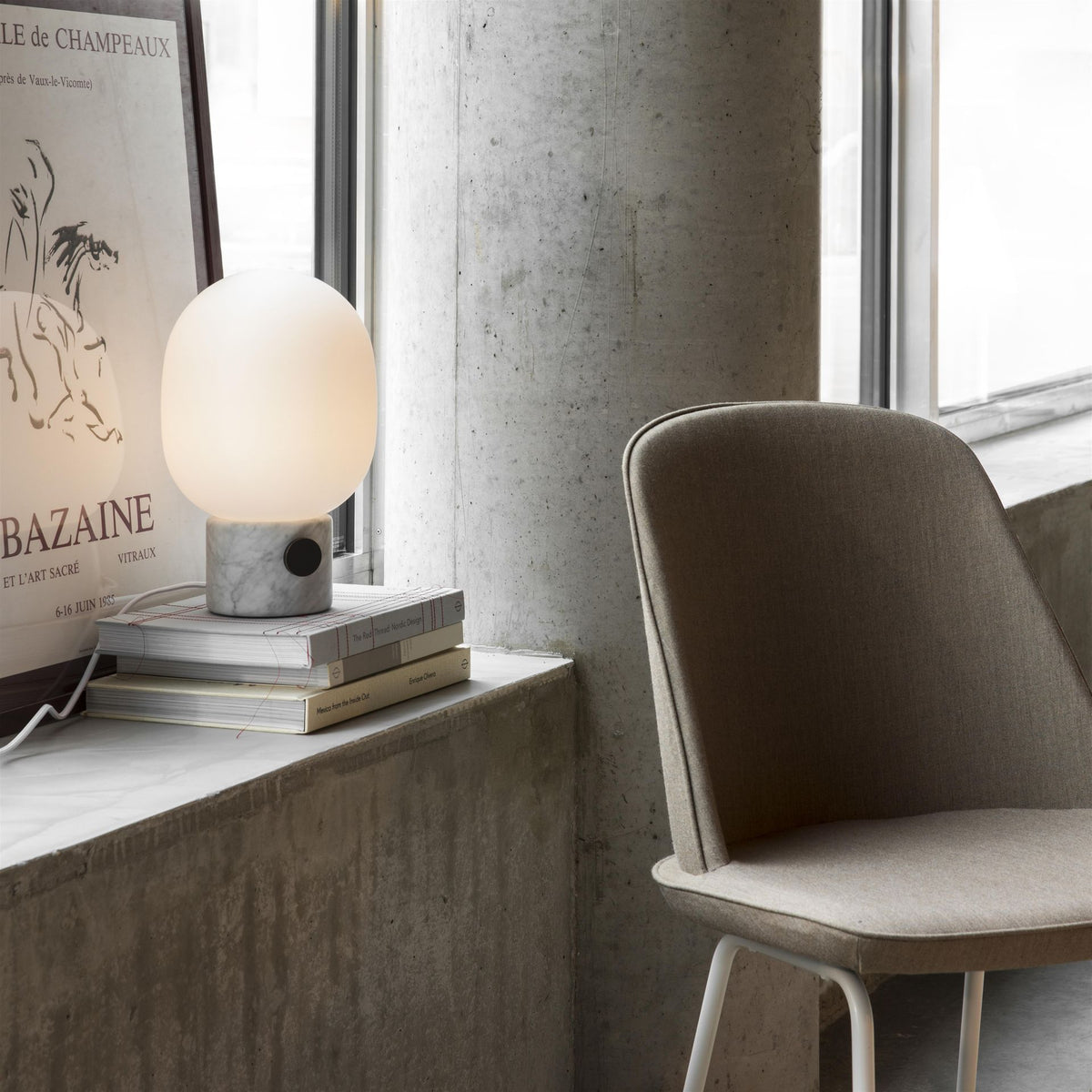 Jwda Table Lamp