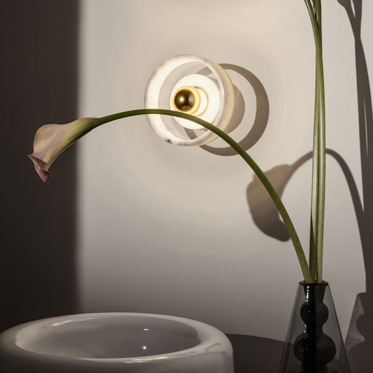 marble-aura-wall-lamp
