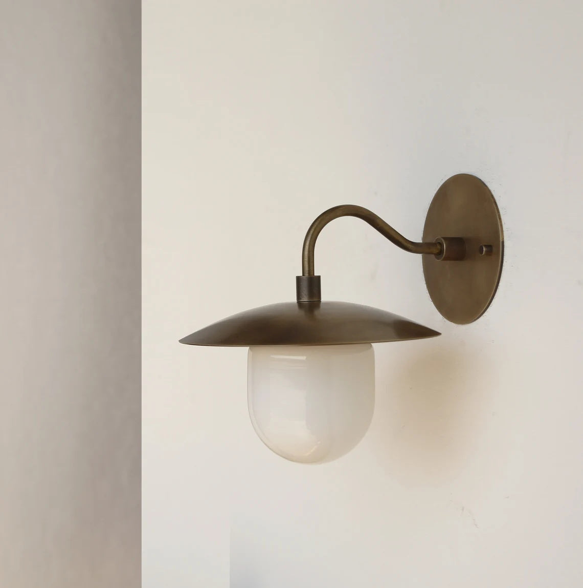 marie-petite-wall-lamp