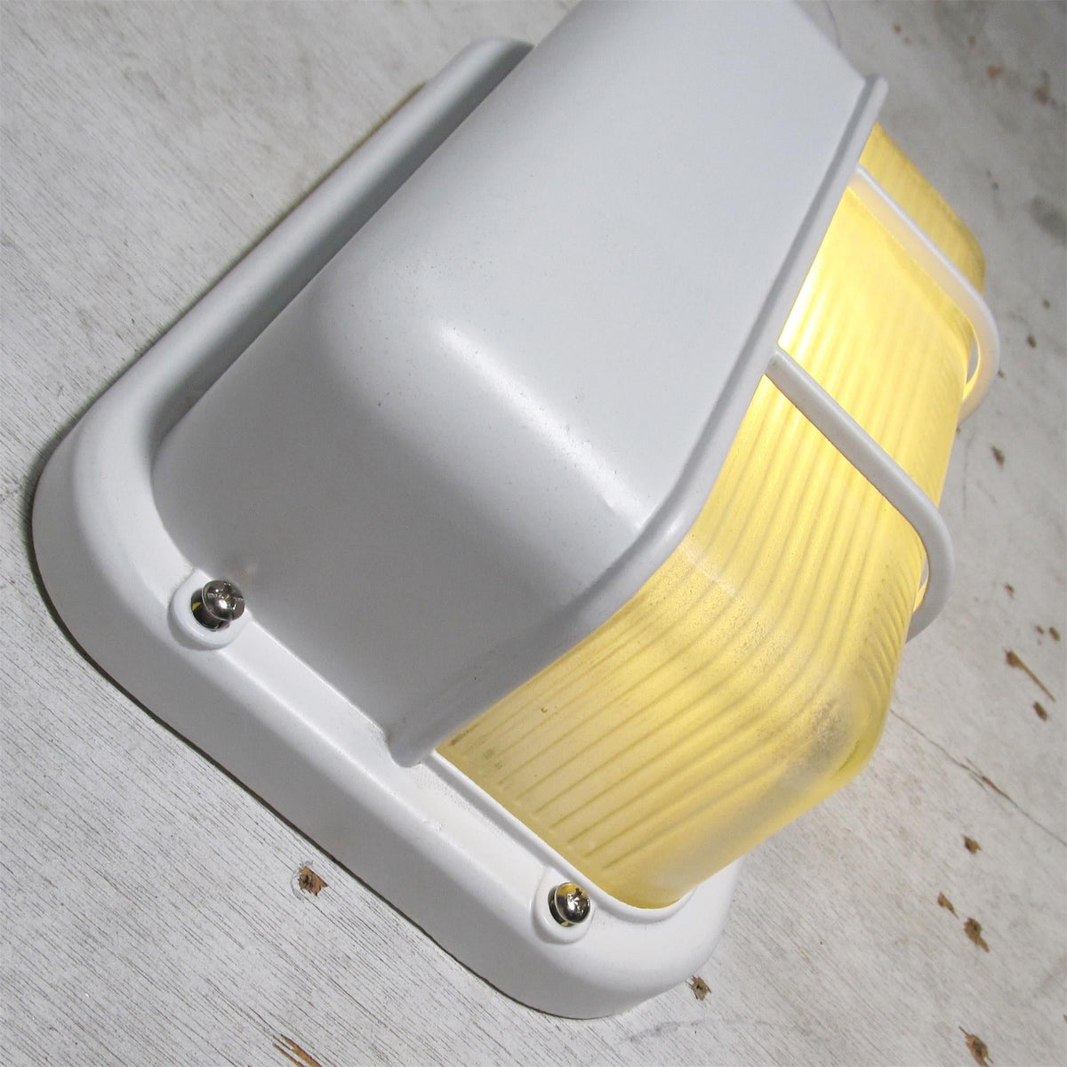 marine-outdoor-sconce