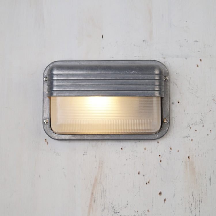 marine-outdoor-sconce