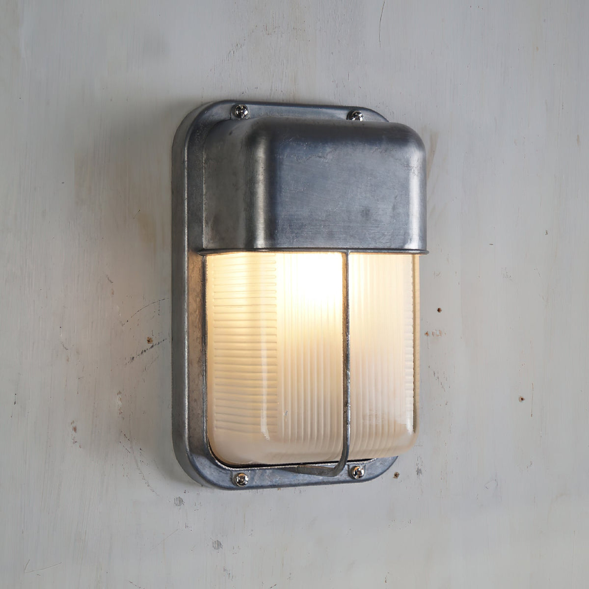 marine-outdoor-sconce