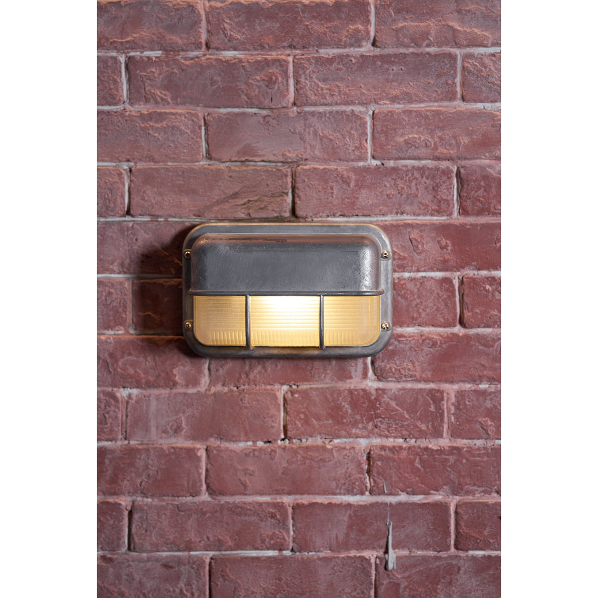 marine-outdoor-sconce