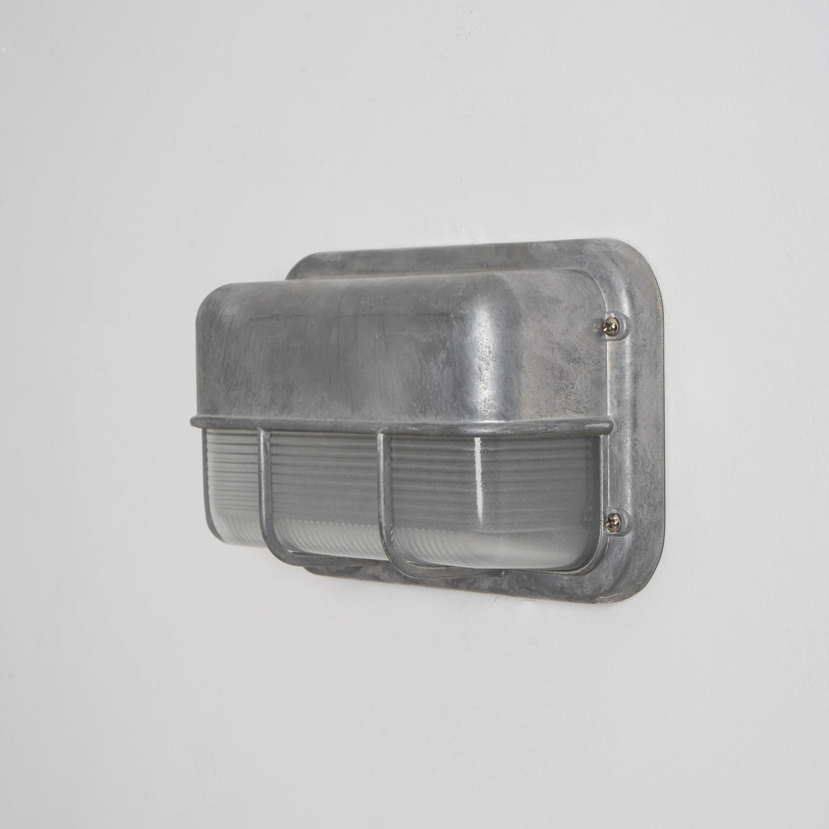 marine-outdoor-sconce